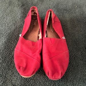 Red Toms
